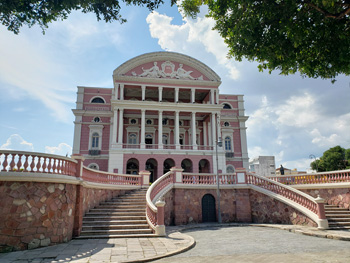opera house